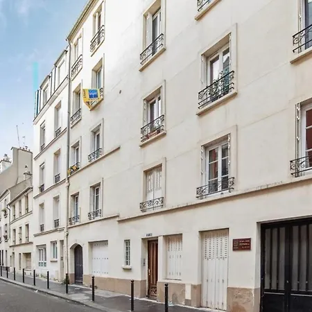 Apartment Charming And Colorful In Batignolles *